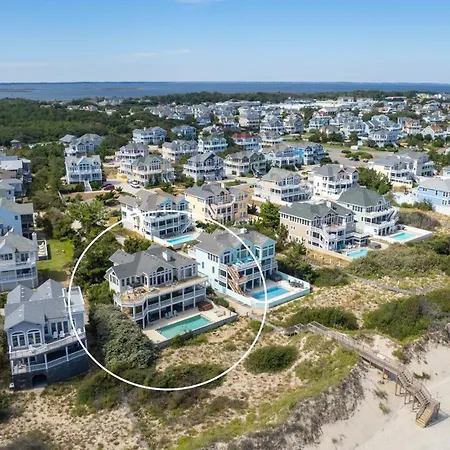 Bu10, Summer Paradise- Oceanfront, Private Pool, Ocean Views, Shared Beach Walkway